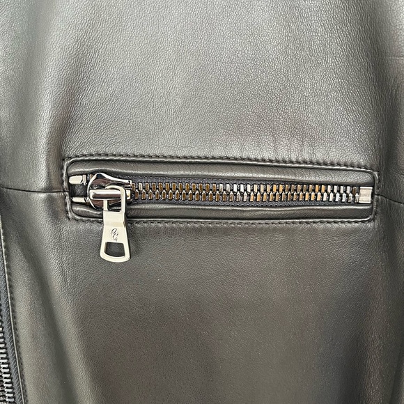 Robert Graham Black Leather Motorcycle Jacket - Practically New - Picture 12 of 14